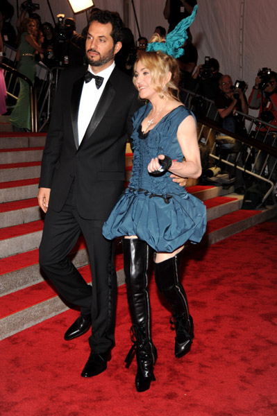 Madonna and manager Guy Oseary at the 2009 Costume Institute Gala