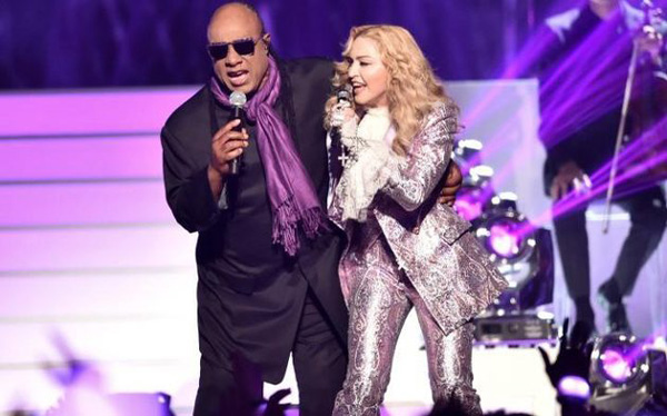 Madonna and Stevie Wonder pay tribute to Prince