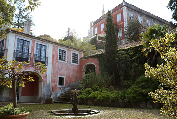 Madonna moves to Portugal and reportedly buys 18th century Moorish revival mansion near Lisbon