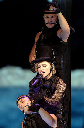 Confessions Tour DVD/CD set