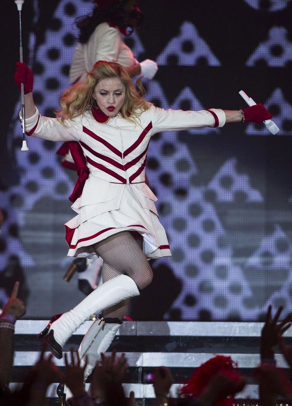 MDNA Tour pictures - Madonna photos live on stage | Mad-Eyes